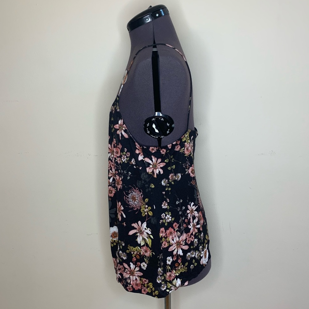 Patterned Spaghetti Strap top - Picture 3 of 5